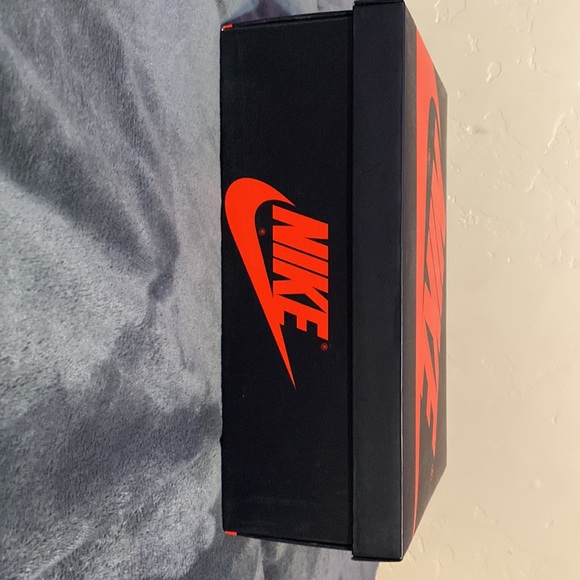 Jordan Ones “Hyper Royal/Light Smoke Grey-White” Men size 9.5 - Picture 15 of 17